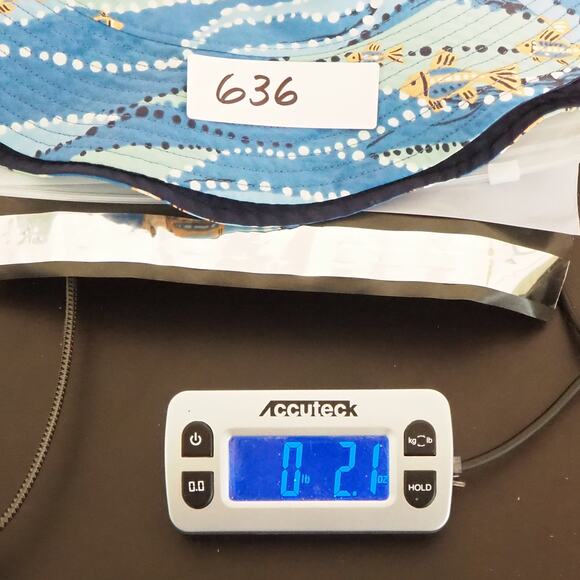 Patagonia Baby Sun Bucket Hat - Kids' with Velcro Strap  Size 12M Fish Theme‎ - Picture 9 of 9